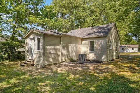 Exterior - 2540 W State St, Springfield, MO 65802 photo 4 of 7