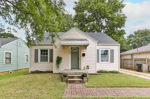 1138 S Fort Ave, Springfield, MO 65807