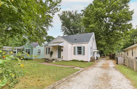 Exterior - 1138 S Fort Ave, Springfield, MO 65807 photo 4 of 9