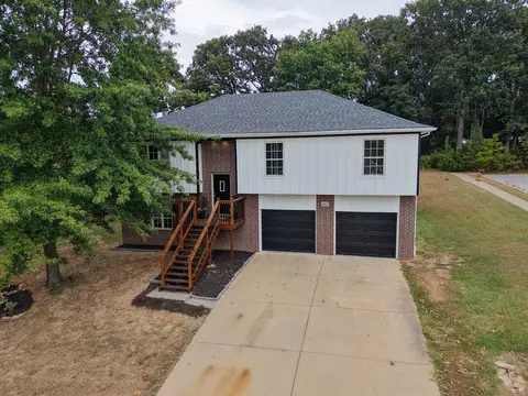 Exterior - 2013 E Jay St, Ozark, MO 65721 photo 4 of 14