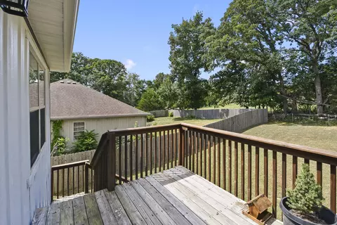 Exterior - 2013 E Jay St, Ozark, MO 65721 photo 8 of 12