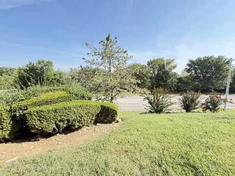 Exterior - 110 Vixen Cir #B, Branson, MO 65616 photo 8 of 12