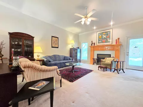 Living - 1228 W Beekman St, Springfield, MO 65810 photo 5 of 8