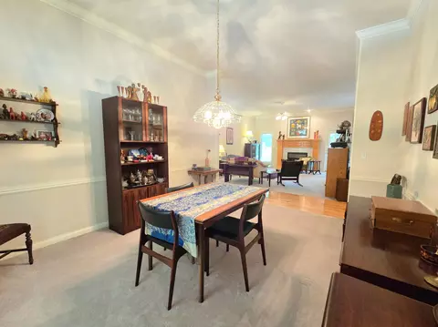 Dining - 1228 W Beekman St, Springfield, MO 65810 photo 2 of 9