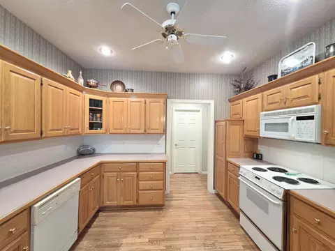 Kitchen - 1228 W Beekman St, Springfield, MO 65810 photo 1 of 6