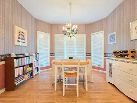 Dining - 1228 W Beekman St, Springfield, MO 65810 photo 9 of 9