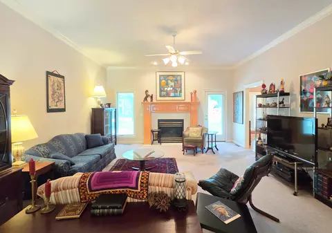 Living - 1228 W Beekman St, Springfield, MO 65810 photo 3 of 8