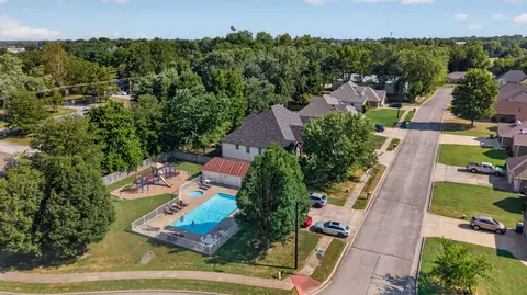 View/Area - 412 E Kay St, Republic, MO 65738 photo 6 of 7