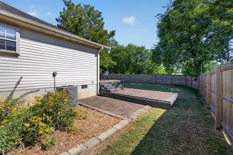 Exterior - 412 E Kay St, Republic, MO 65738 photo 5 of 6