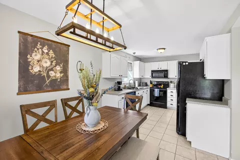 Dining - 412 E Kay St, Republic, MO 65738 photo 1 of 2