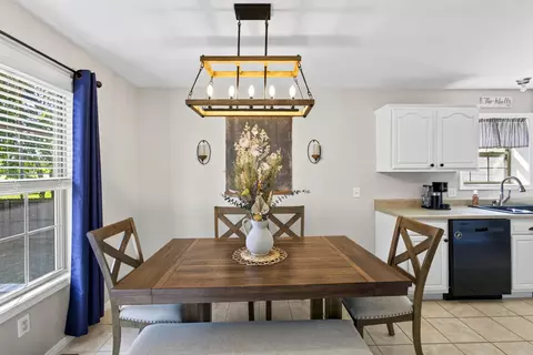 Dining - 412 E Kay St, Republic, MO 65738 photo 2 of 2
