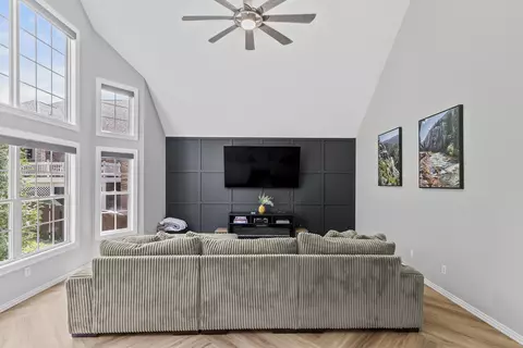 Living - 2364 S Forrest Heights Ave, Springfield, MO 65809 photo 2 of 5