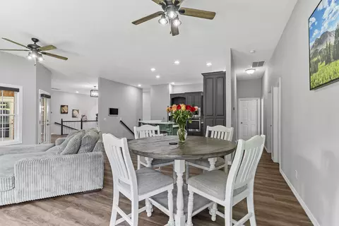 Dining - 2364 S Forrest Heights Ave, Springfield, MO 65809 photo 1 of 1