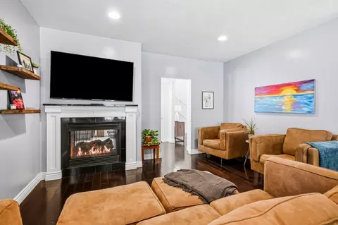Living - 1468 S Bright Oak Ave, Springfield, MO 65809 photo 2 of 2