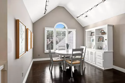 Dining - 1468 S Bright Oak Ave, Springfield, MO 65809 photo 2 of 2