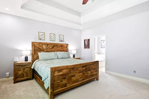 Bedroom - 1468 S Bright Oak Ave, Springfield, MO 65809 photo 2 of 7