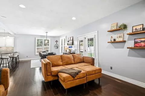 Other - 1468 S Bright Oak Ave, Springfield, MO 65809 photo 3 of 12