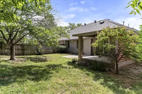 Exterior - 3111 W Sunset St, Springfield, MO 65807 photo 5 of 6
