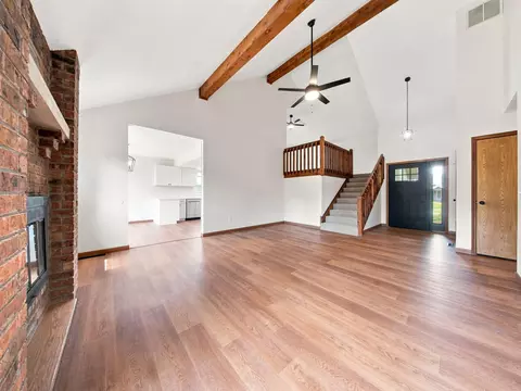 Living - 2738 E Verona St, Springfield, MO 65804 photo 3 of 5