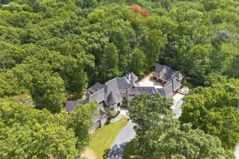 View/Area - 3208 S Thornridge Dr, Springfield, MO 65809 photo 1 of 5