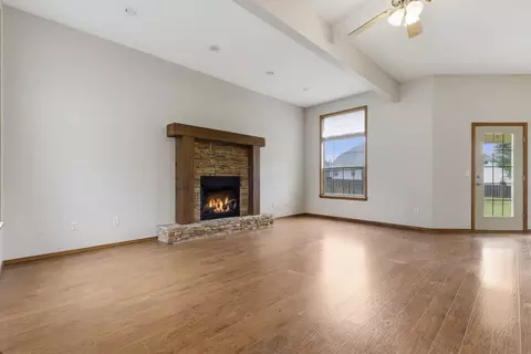 Living - 5535 S Dayton Ave, Springfield, MO 65810 photo 3 of 5