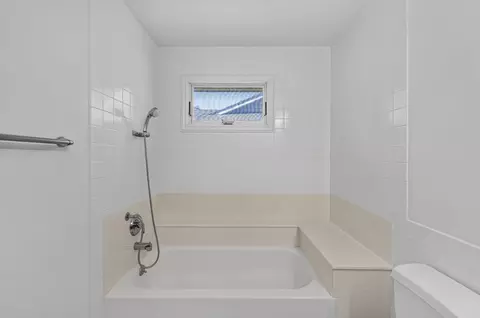 Bath - 1201 S Florence Ave, Springfield, MO 65807 photo 2 of 3