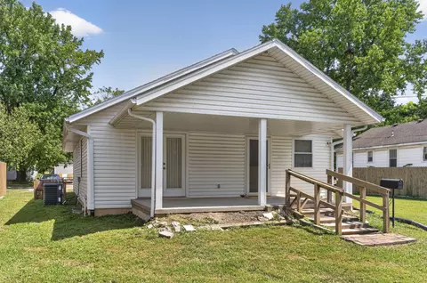 Exterior - 1201 S Florence Ave, Springfield, MO 65807 photo 6 of 9