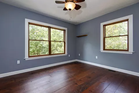 Bedroom - 511 Timberlane Dr, Branson, MO 65616 photo 1 of 4