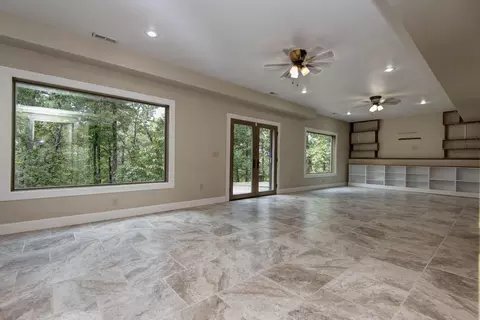 Living - 511 Timberlane Dr, Branson, MO 65616 photo 7 of 7