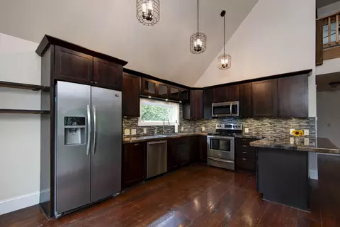 Kitchen - 511 Timberlane Dr, Branson, MO 65616 photo 4 of 8