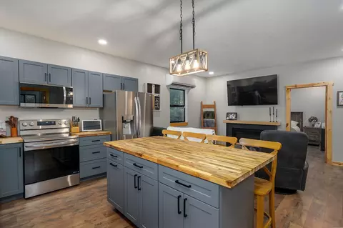 Kitchen - 7670 State Hwy Ff, Marshfield, MO 65706 photo 1 of 3