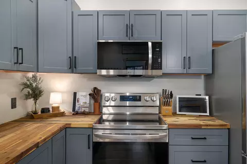 Kitchen - 7670 State Hwy Ff, Marshfield, MO 65706 photo 3 of 3