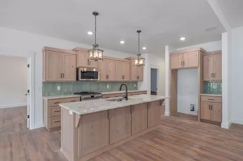 Kitchen - 2938 W Marty St, Springfield, MO 65810 photo 1 of 1