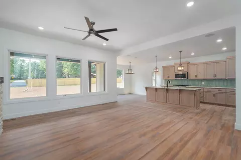 Living - 2938 W Marty St, Springfield, MO 65810 photo 1 of 1