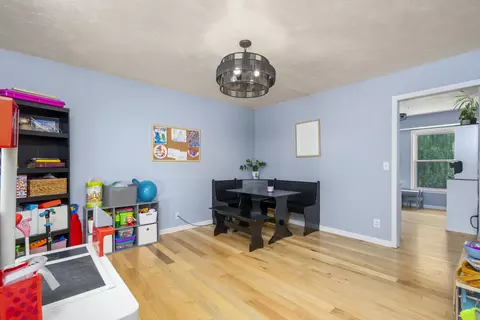 Dining - 1505 E Hartley St, Ozark, MO 65721 photo 1 of 1