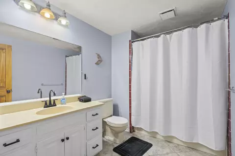 Bath - 1505 E Hartley St, Ozark, MO 65721 photo 5 of 5