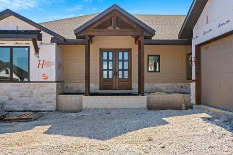 Exterior - 1545 N Summertime Ln, Springfield, MO 65802 photo 2 of 10