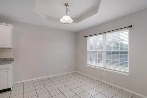 Dining - 2834 W Lasalle St, Springfield, MO 65807 photo 1 of 1