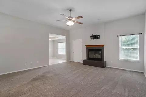 Living - 2834 W Lasalle St, Springfield, MO 65807 photo 1 of 3