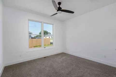 Bedroom - 3048 W Teton Dr, Springfield, MO 65810 photo 3 of 3