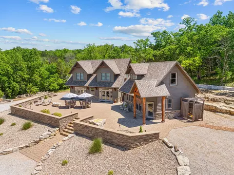 Exterior - 1362 Bald Eagle Dr, Galena, MO 65656 photo 3 of 15