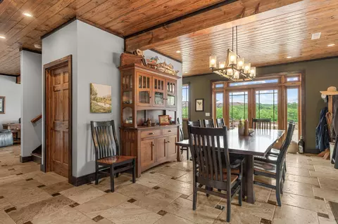 Dining - 1362 Bald Eagle Dr, Galena, MO 65656 photo 2 of 4