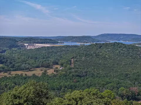 180 County Road 107, Eureka Springs, AR 72632
