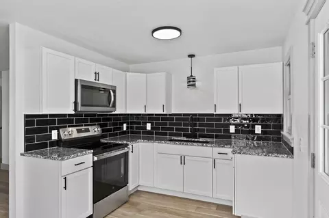 Kitchen - 416 Beam St, Willard, MO 65781 photo 1 of 3