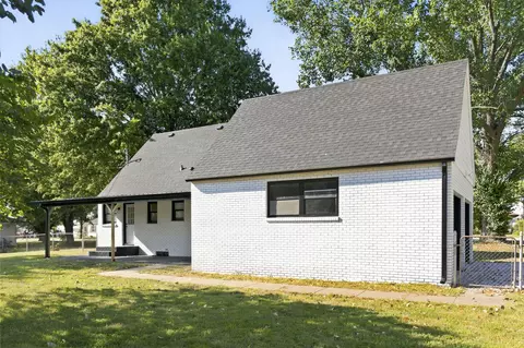 Exterior - 416 Beam St, Willard, MO 65781 photo 5 of 10