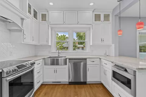 Kitchen - 800 S Pickwick Ave, Springfield, MO 65804 photo 2 of 7
