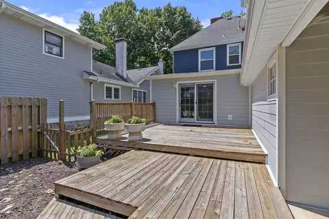 Exterior - 800 S Pickwick Ave, Springfield, MO 65804 photo 9 of 13