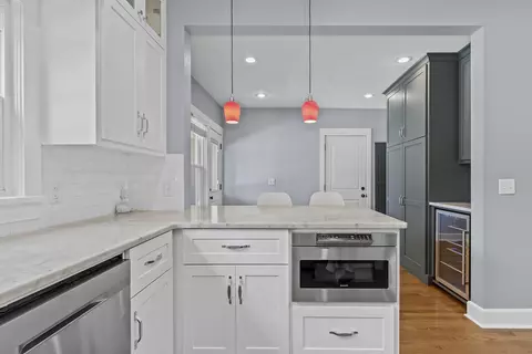 Kitchen - 800 S Pickwick Ave, Springfield, MO 65804 photo 4 of 7