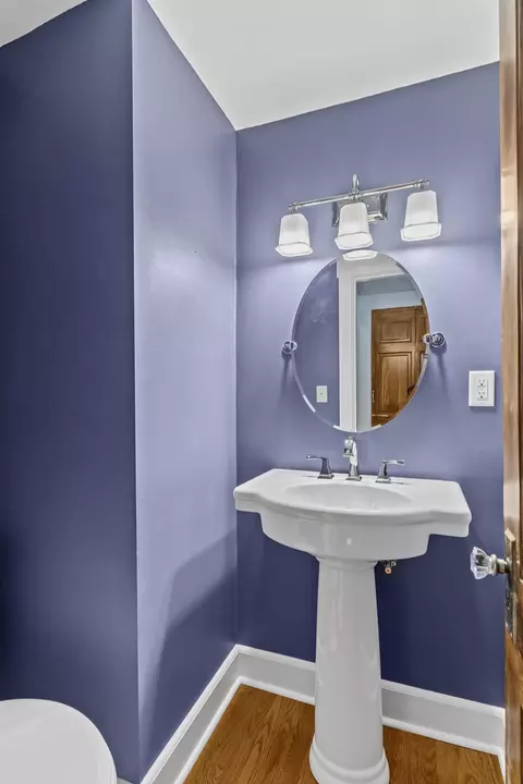 Bath - 800 S Pickwick Ave, Springfield, MO 65804 photo 1 of 7
