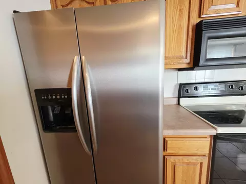 Kitchen - 847 S Canton Ave, Springfield, MO 65802 photo 2 of 2